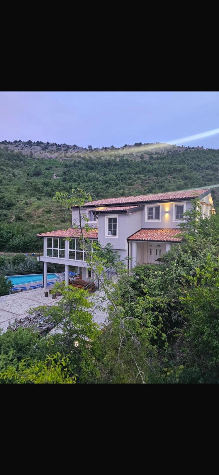 Qyteza Guest House & Camping Шкодер Екстер'єр фото